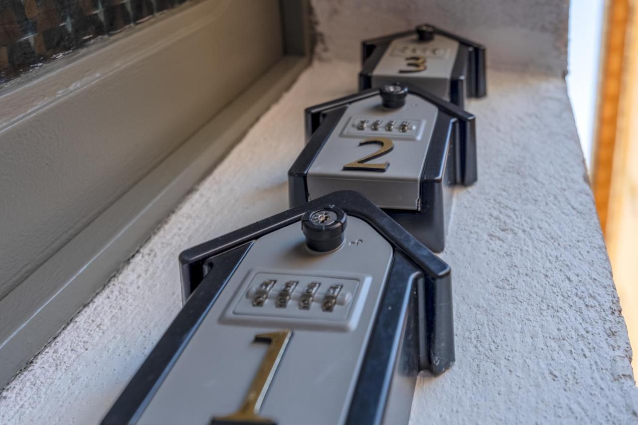 L'Isle D'Or - Les Amandiers - 3 Etoiles - 1Er Etage Zewnętrze zdjęcie